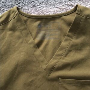 Figs Olive Green Catarina Scrub Top